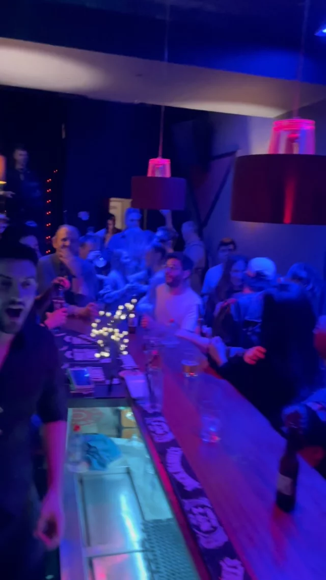 Slowers!!!!

From the Cocktail bar to the Club!
See you this week!

At Slow Club,  we are going to host a Valencian legend @luisbonias, Saturday 29th.

#spring #club #dance #friends #together #cocktail #barcelona #eixemple